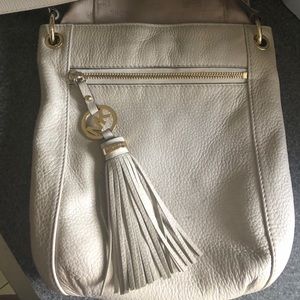 Michael Khors crossbody purse